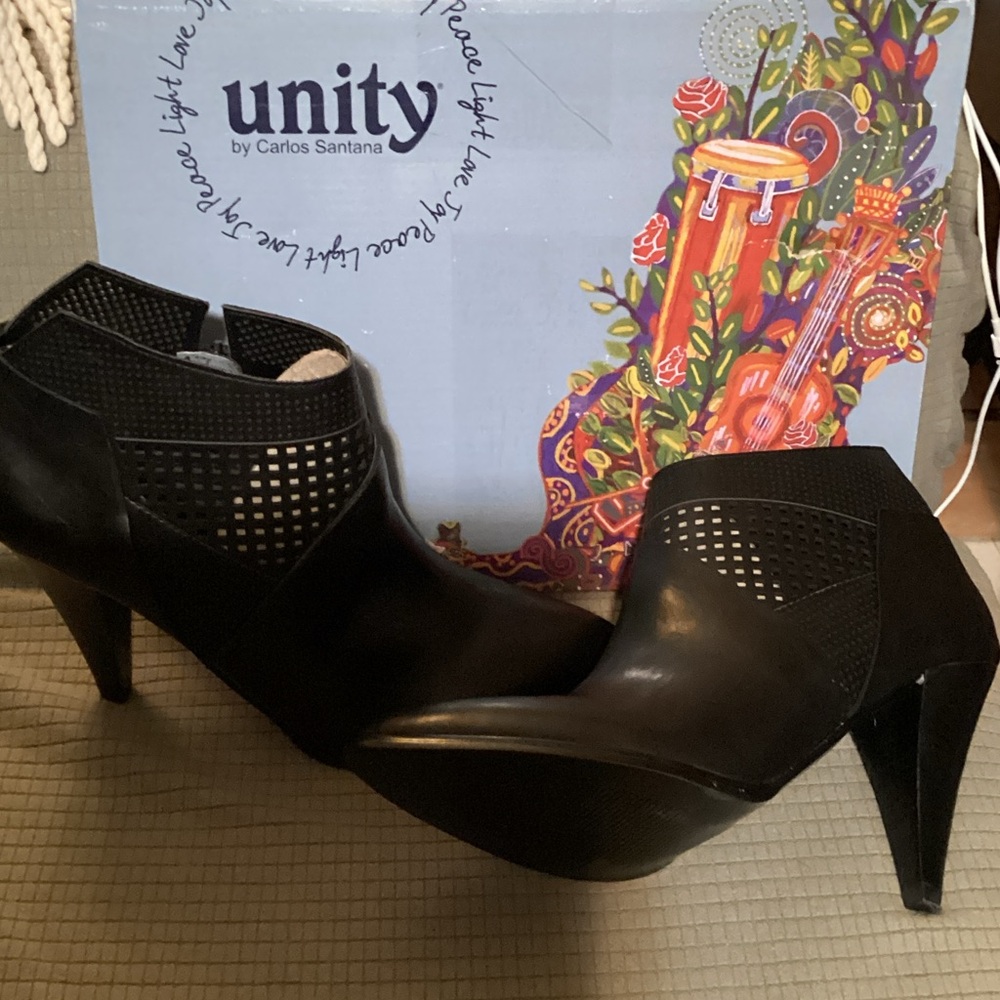 Black Heeled Boots